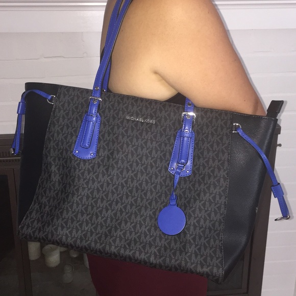 MICHAEL KORS TOTE
